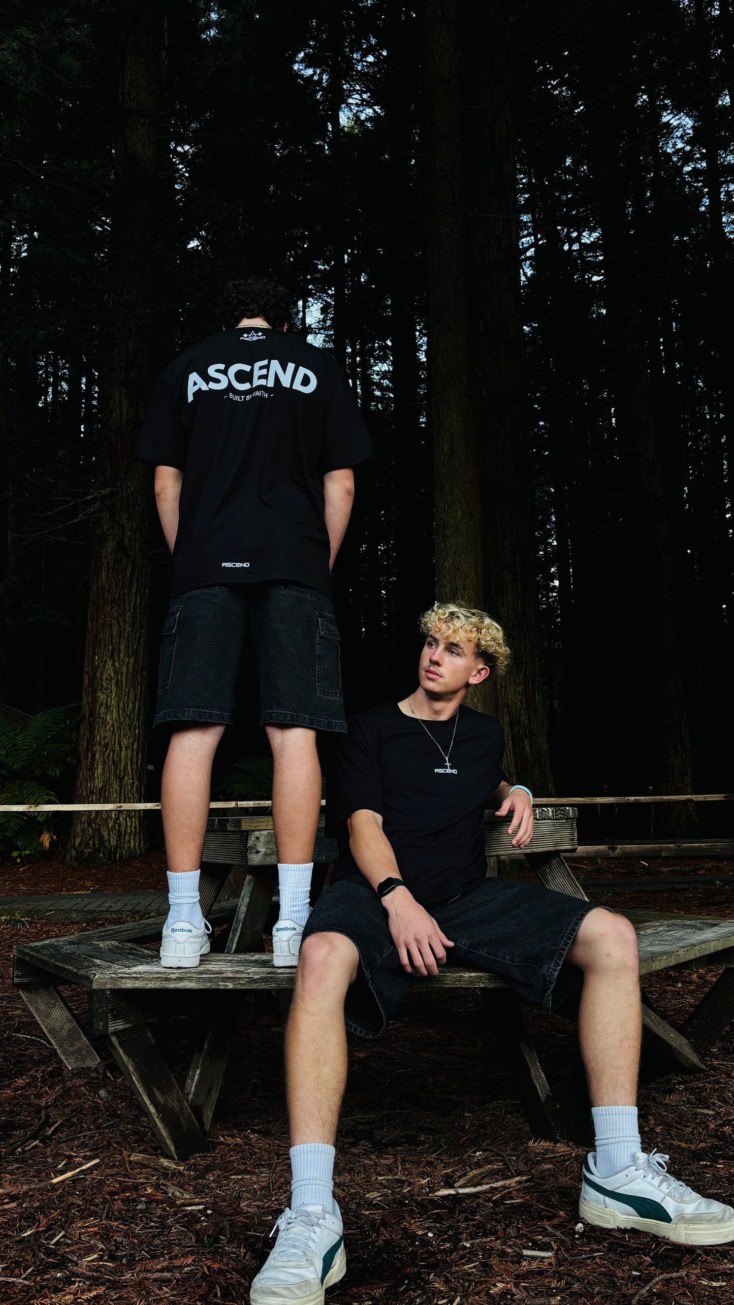 The Ascend Tee black